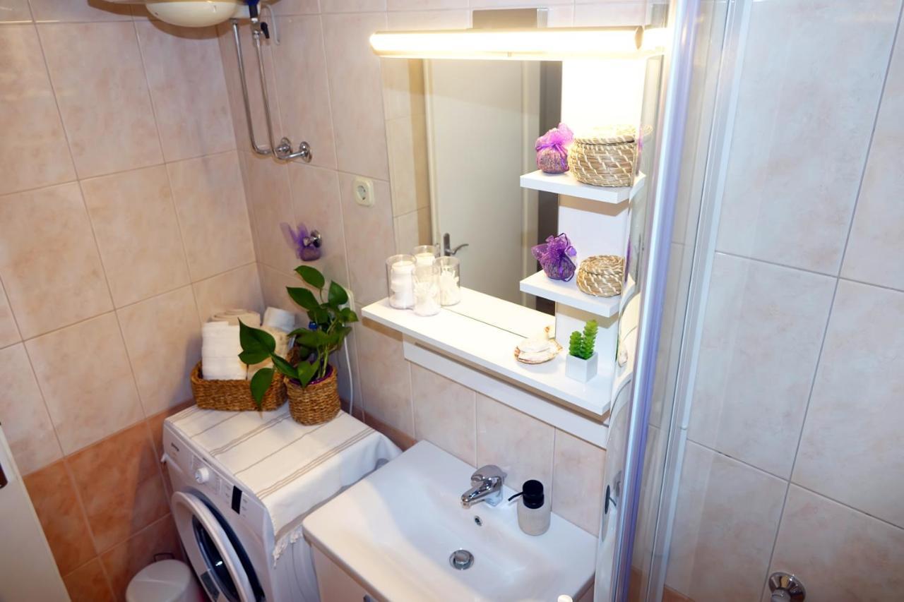 Two-Bedroom Apartment In The Centre Makarska Ngoại thất bức ảnh