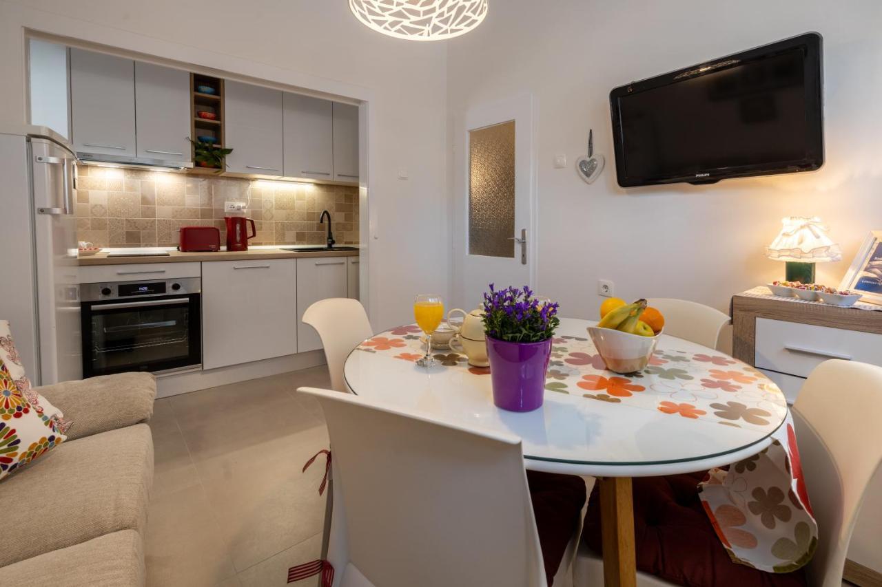 Two-Bedroom Apartment In The Centre Makarska Ngoại thất bức ảnh
