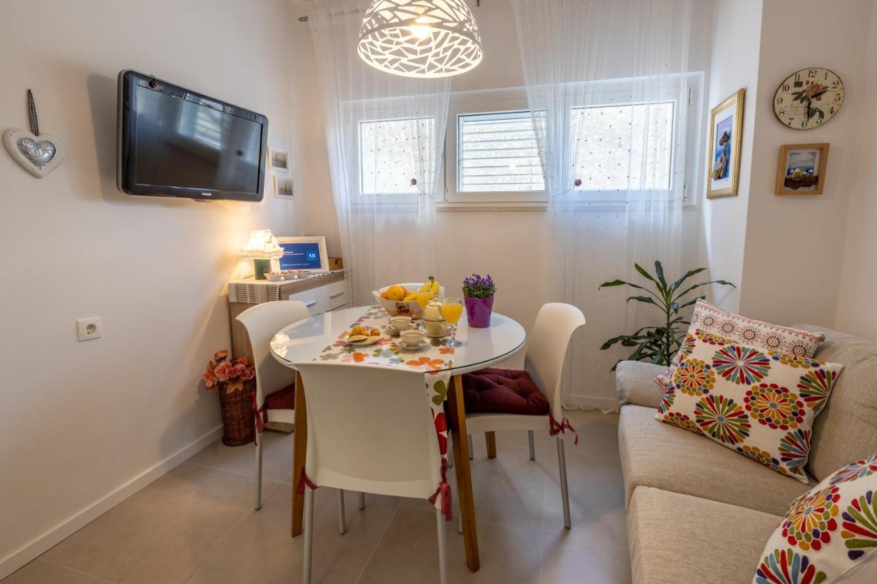 Two-Bedroom Apartment In The Centre Makarska Ngoại thất bức ảnh